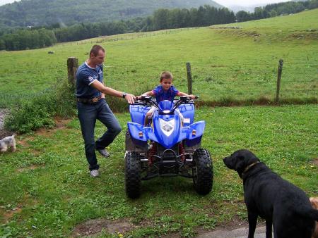 Alexandre fait du quad